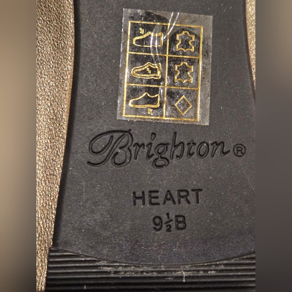 Brighton Gold metallic ballet flats with silver heart - Picture 6 of 10